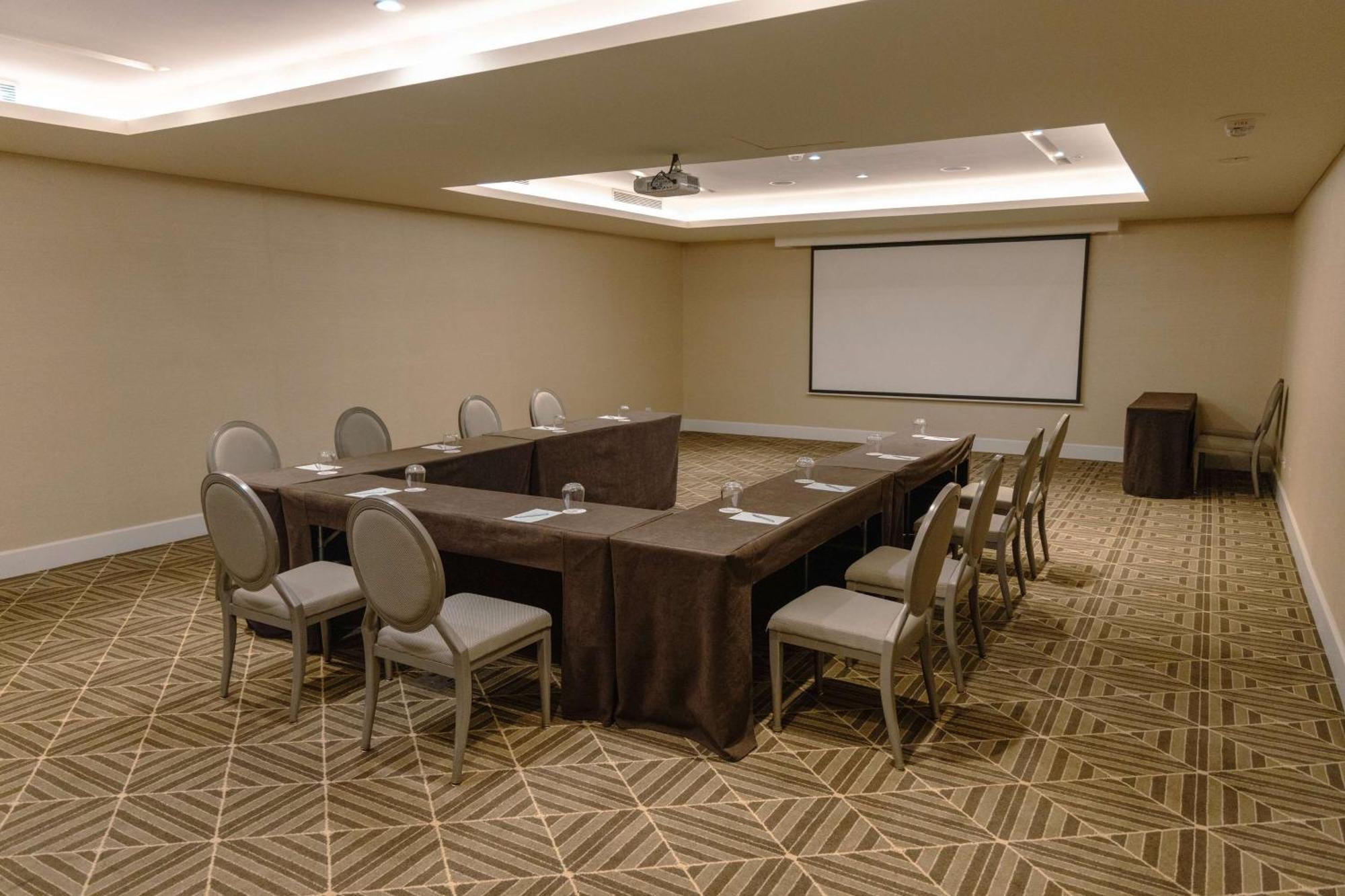 Bristol Panama, A Registry Collection Hotel 외부 사진 A meeting room