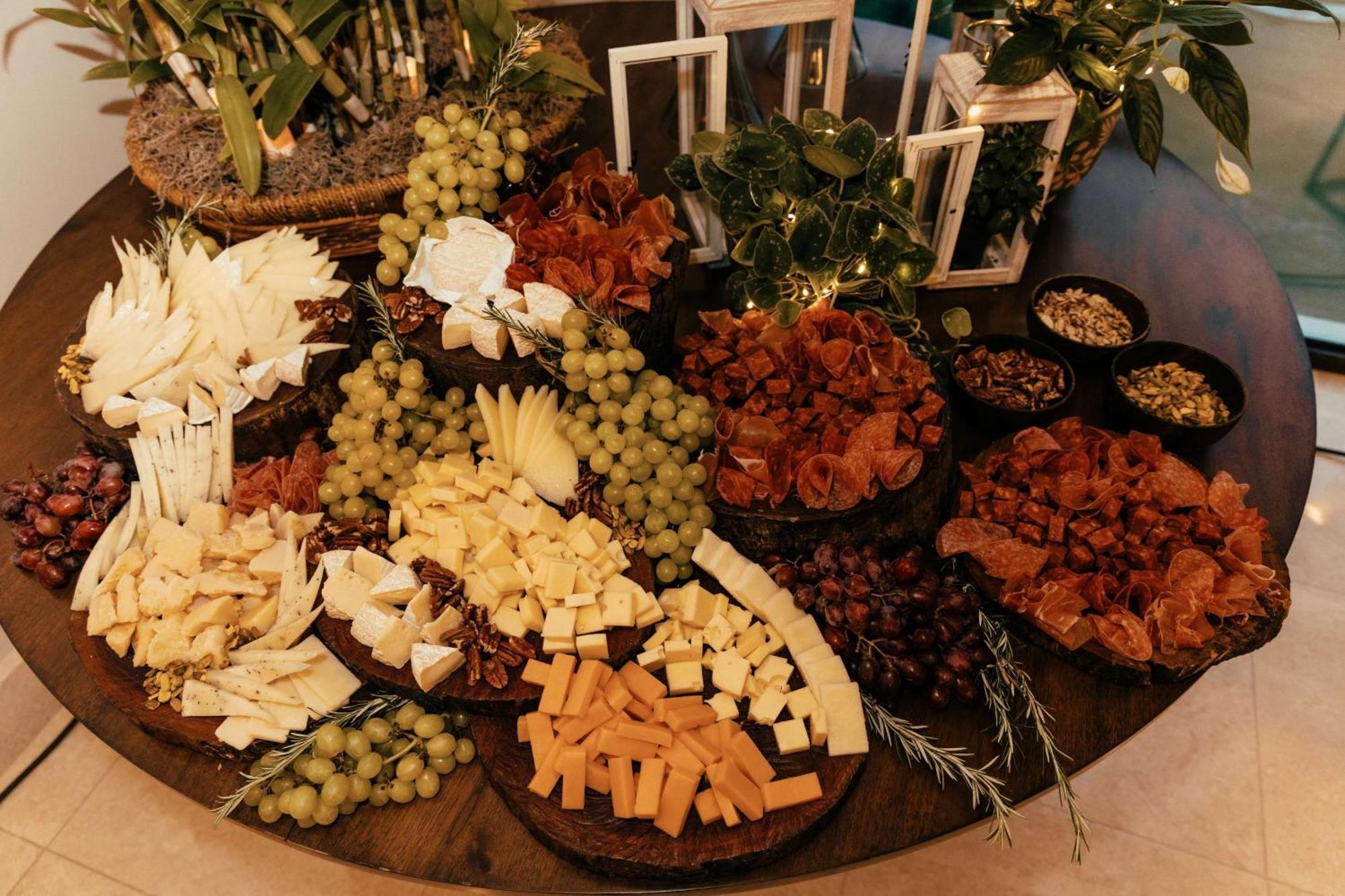 Bristol Panama, A Registry Collection Hotel 외부 사진 A cheese platter